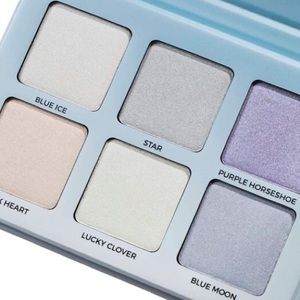 Anastasia Beverly Hills Makeup - Anastasia Beverly Hills moonchild glow kit Anastasia Beverly Hills Makeup - Anastasia Beverly Hills moonchild glow kit